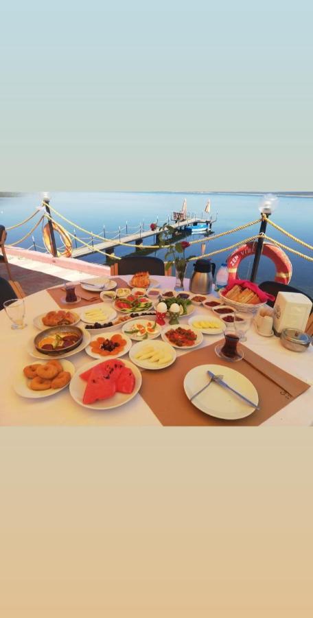 Cunda Asiyan Otel Ayvalı Εξωτερικό φωτογραφία