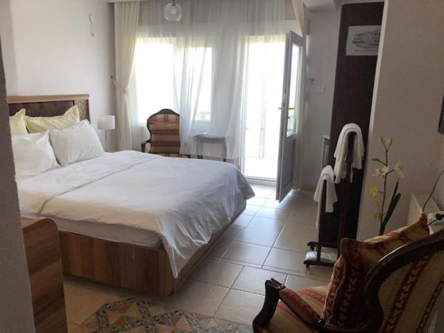 Cunda Asiyan Otel Ayvalı Εξωτερικό φωτογραφία